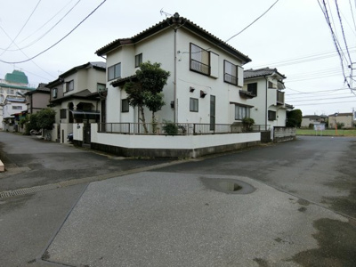 【前面道路含む現地写真】 | 松戸市　栄町５丁目戸建て