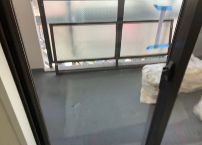 【バルコニー】 | グリーンビレッジひばりが丘 | バルコニーは、室外の専用スペースのうち、「屋根がなく開放された空間」であるものを指します。ベランダより広いタイプのものが多く、日当たりもよいため家庭菜園などを楽しみたい人にとって適した環境となります。