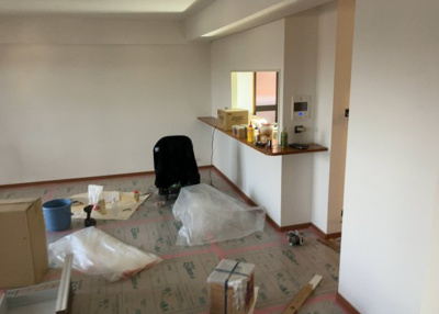 【ダイニング】 | グリーンビレッジひばりが丘 | ダイニングは、食事や家族の団らんスペースとしてだけではなく、ほかの用途としても使用することができます。ダイニングテーブルを置き、食事のためのスペースを作ることでリビングとの差別化を図ることができます。