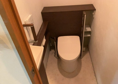 【トイレ】 | グリーンビレッジひばりが丘 | トイレは大きさや形、機能、抗菌性などが異なる多種多彩なタイプが各メーカーから出ています。それぞれに良さがあるため、事前にどういったタイプのトイレがいいのかをご家庭内で決めて、内見に行くといいでしょう。