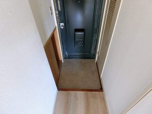 【玄関】 | グローバルハイツ