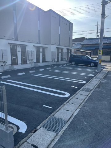 Centelleoの駐車場
