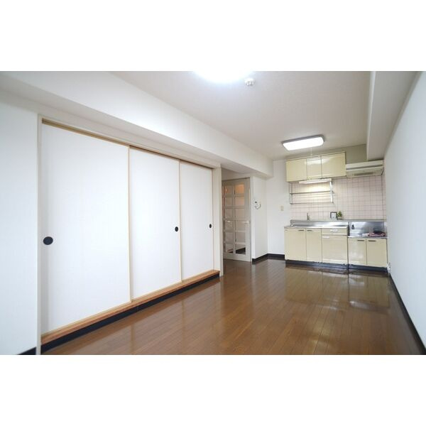 キャステール安倍館の居間・リビング