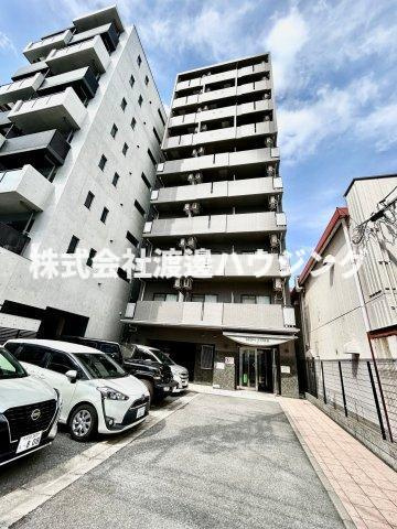 ラウム江坂の外観