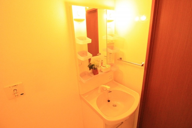 シャンド フルールの独立洗面台|反転です