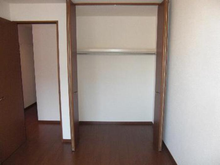 シャンド フルールの収納|クローゼット