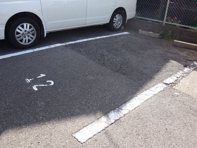 神戸市垂水区清水が丘３丁目の賃貸マンションの駐車場