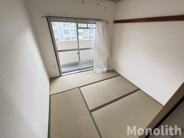 鶴山台12号棟の和室