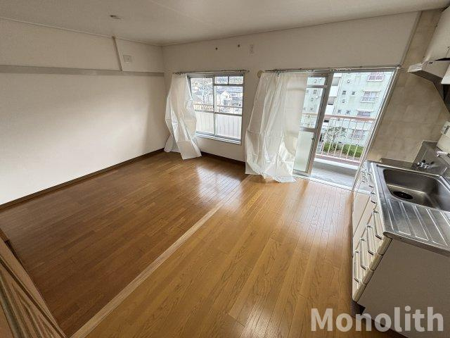 鶴山台12号棟のその他