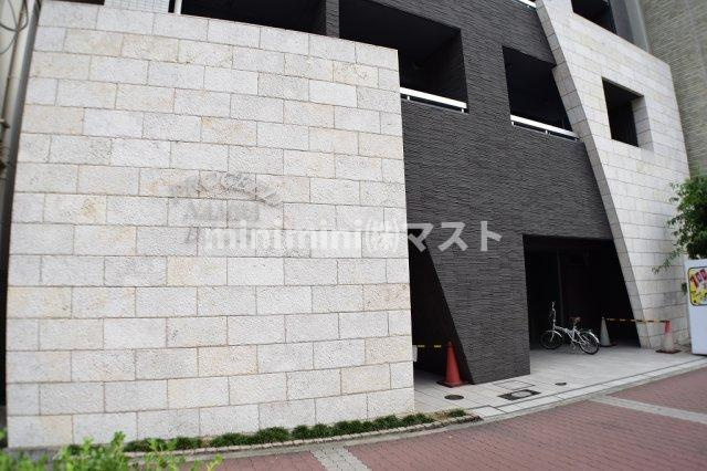 プロシード難波ディオスのエントランス