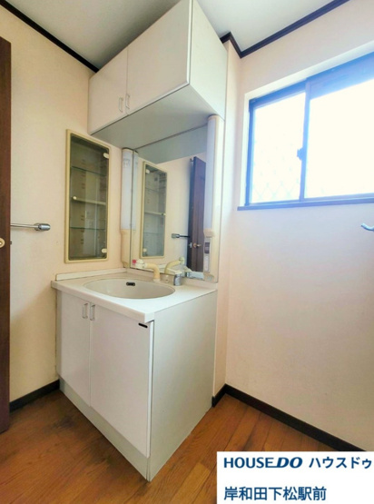 【独立洗面台】 | 【中古戸建】岸和田市岡山町