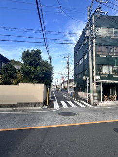 【前面道路含む現地写真】