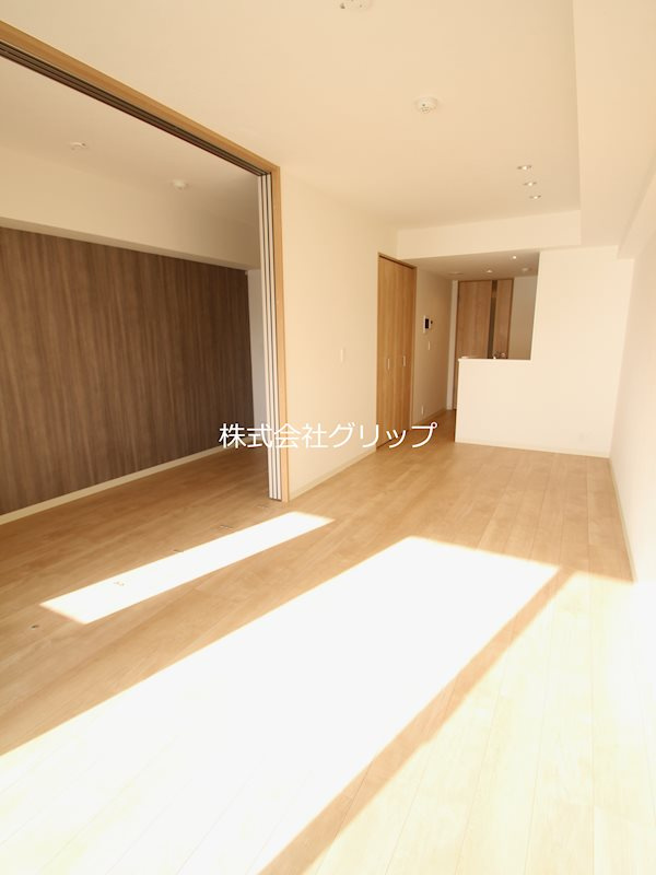 N-flats横浜関内Ⅱの居間・リビング