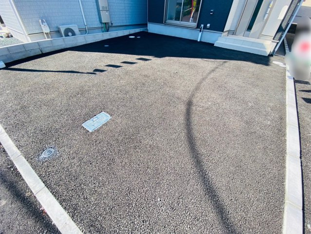 クレイドルガーデン／東区湖東第5／２号棟の駐車場|駐車場は平置きで２台