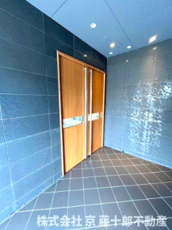 【エントランス】