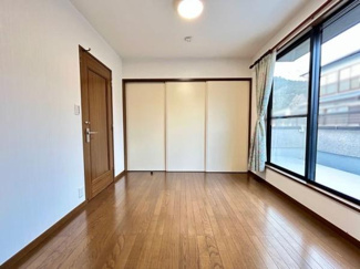 【洋室】 | 3階洋室6帖