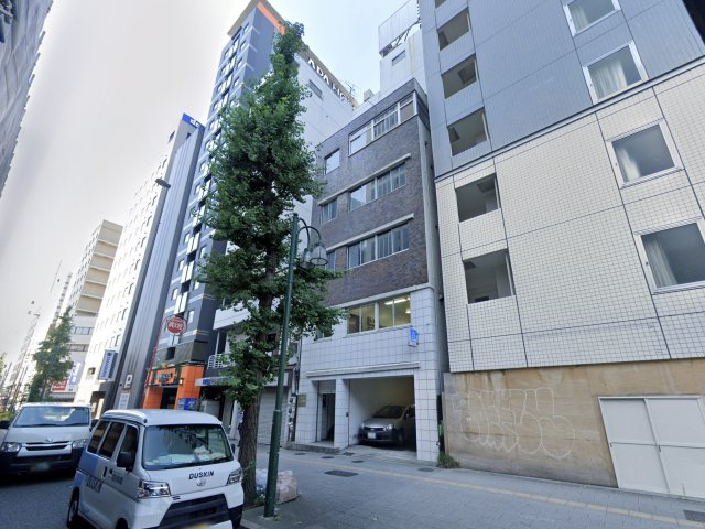 NKT上野ビルの外観