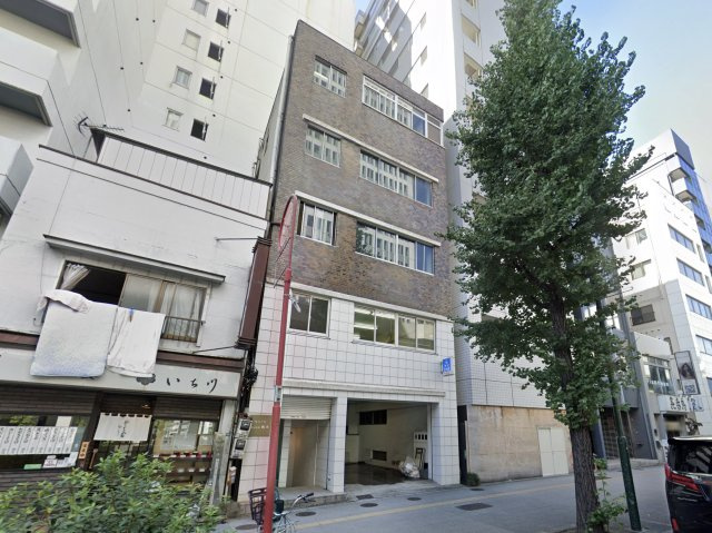 NKT上野ビルの外観