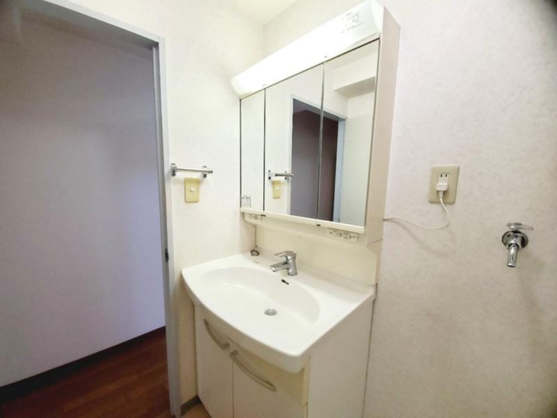 アーネスト針木の独立洗面台