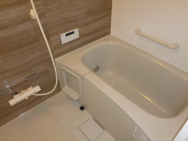 ＫＩＡＲＡⅡの浴室|追い焚きバス