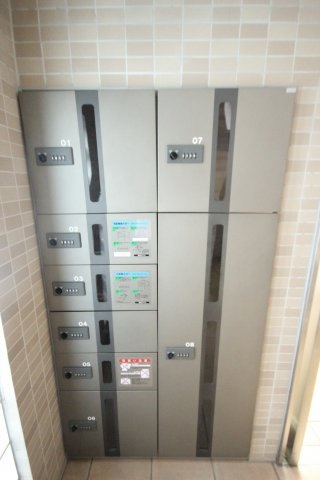 宅配ボックス