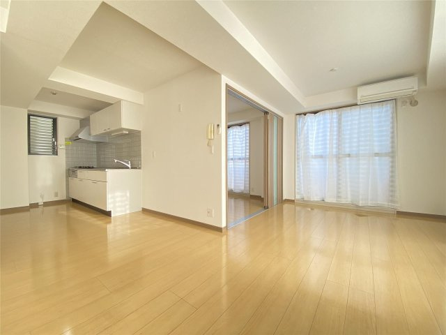 VIVABLE　TOKUNAGAの居間・リビング