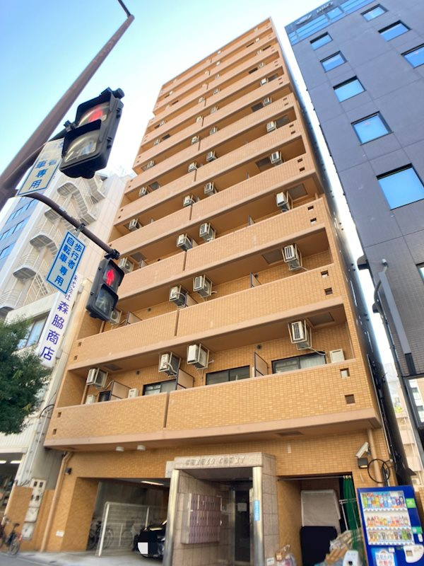 大阪市西区新町４丁目の賃貸マンションの外観