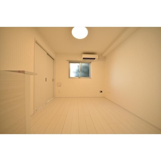 CASA GRAZIE 新小岩の居間・リビング