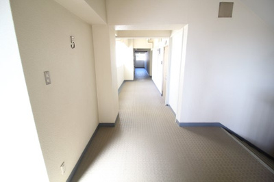 【エントランス】 | 白翠シャトル御影