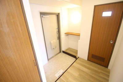 【玄関】 | 白翠シャトル御影