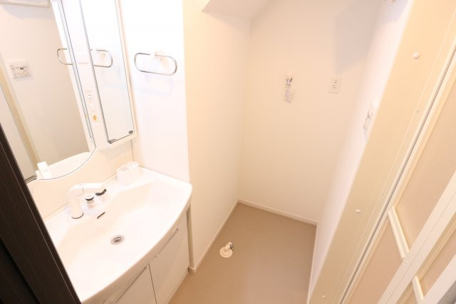 ブラウニー山手の洗面所