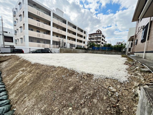 沖縄市比屋根4丁目　売土地の外観