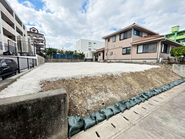 沖縄市比屋根4丁目　売土地の外観
