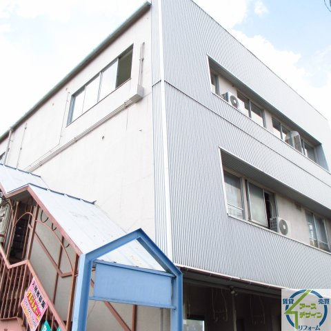 ガーデンパレスの外観