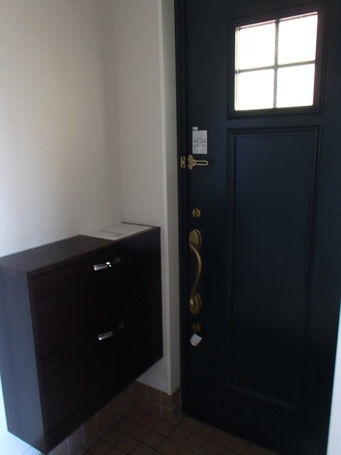 フローレンスⅢの玄関|落ち着いた玄関です