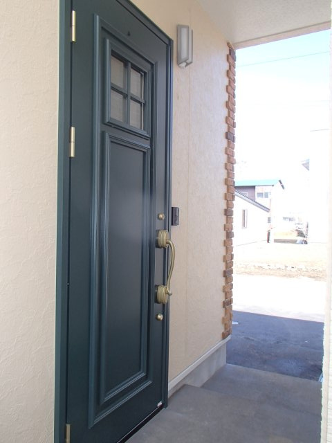 フローレンスⅢの玄関|ゆったりとした玄関です