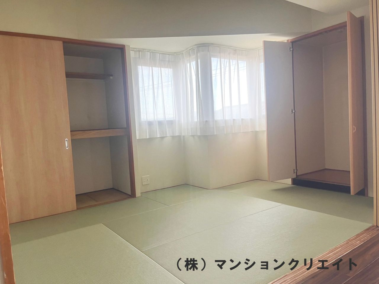 アパガーデンコート城東の和室|リビング隣接の和室６帖（収納もたっぷりです）
