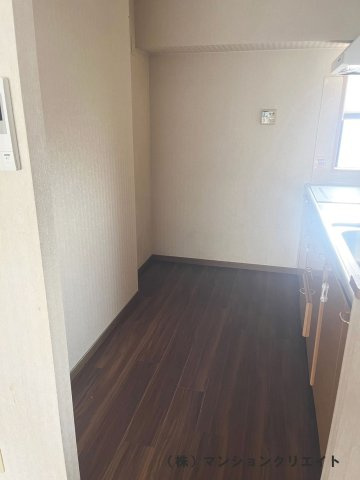 アパガーデンコート城東のキッチン|システムキッチン背面です