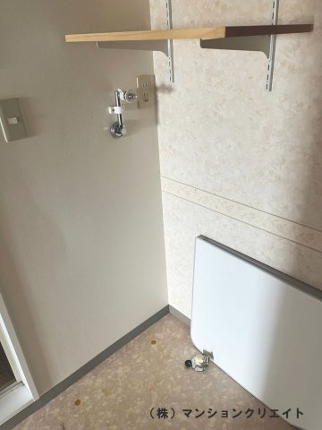 アパガーデンコート城東の独立洗面台|洗濯機置場