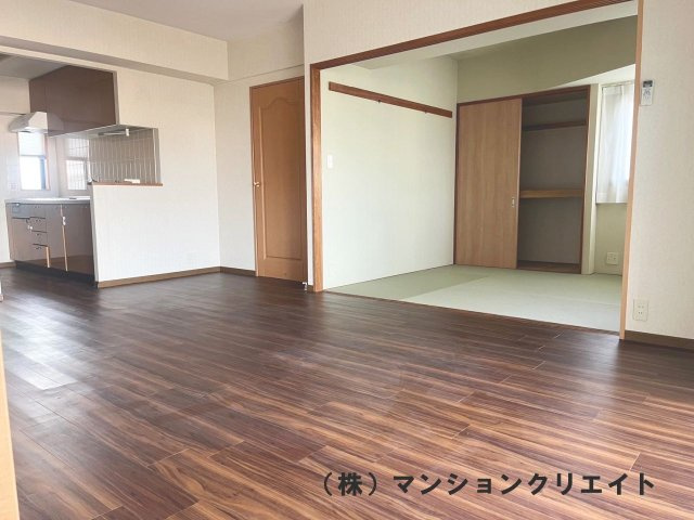 アパガーデンコート城東の居間・リビング|LDK14.3帖