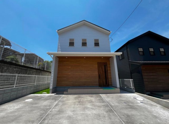 伊勢原市池端デザイナーズハウス