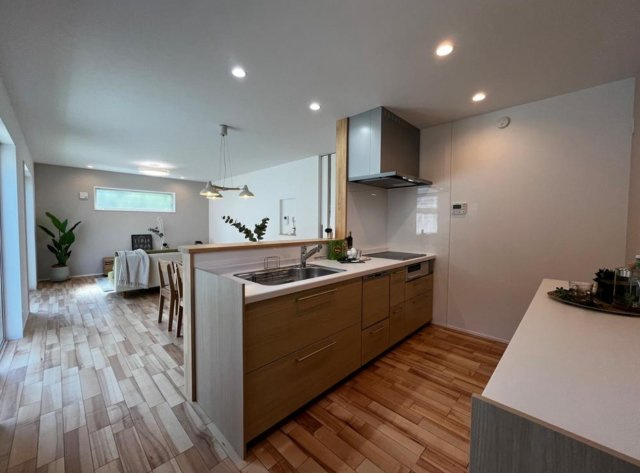 伊勢原市池端デザイナーズハウスのキッチン