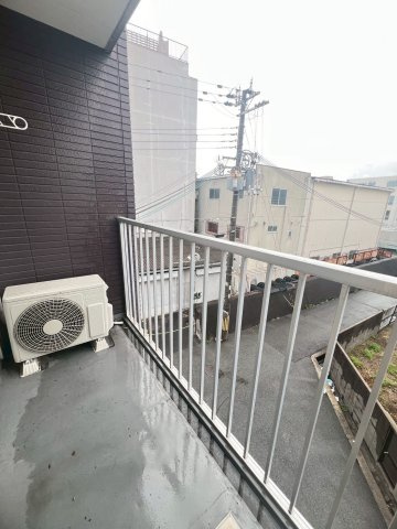 レオパレスル・コントワールⅡのバルコニー
