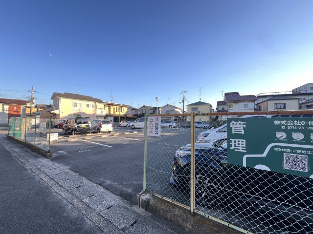 若竹ガレージの外観