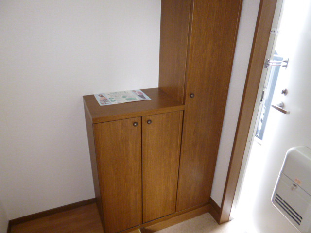 ファミール・ビラＡの内装|シューズボックス