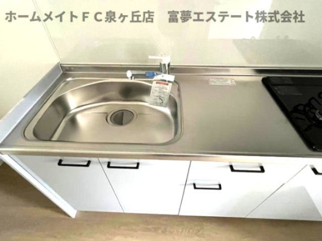 【キッチン】 | Raffine SAKAI(ラフィネサカイ） | ※イメージ　同物件別号室の写真