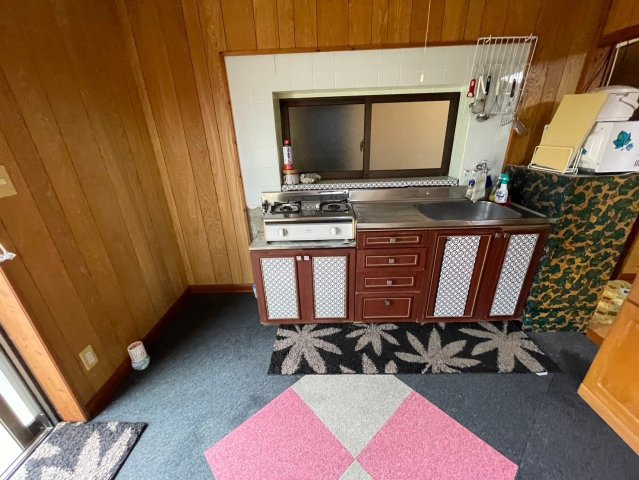 伊良部字長浜283-3　中古戸建のキッチン