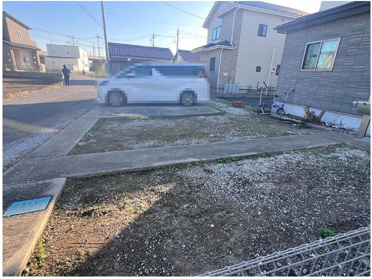 上里町神保原町　中古1798の駐車場