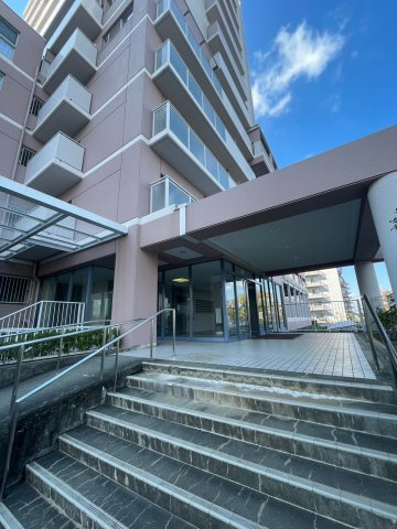 神戸市西区美賀多台１丁目の賃貸マンションのエントランス|建物の内部です
