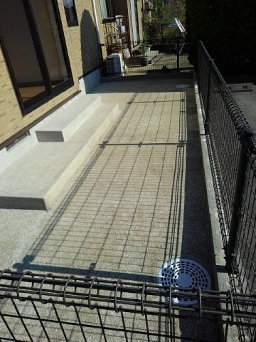 メゾン・アンジュ参番館の庭